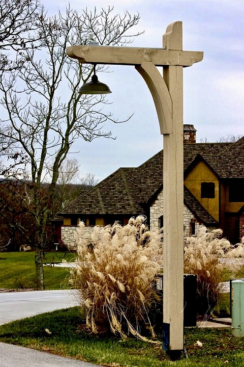 Timber Frame Street Light Poles For Neighborhood